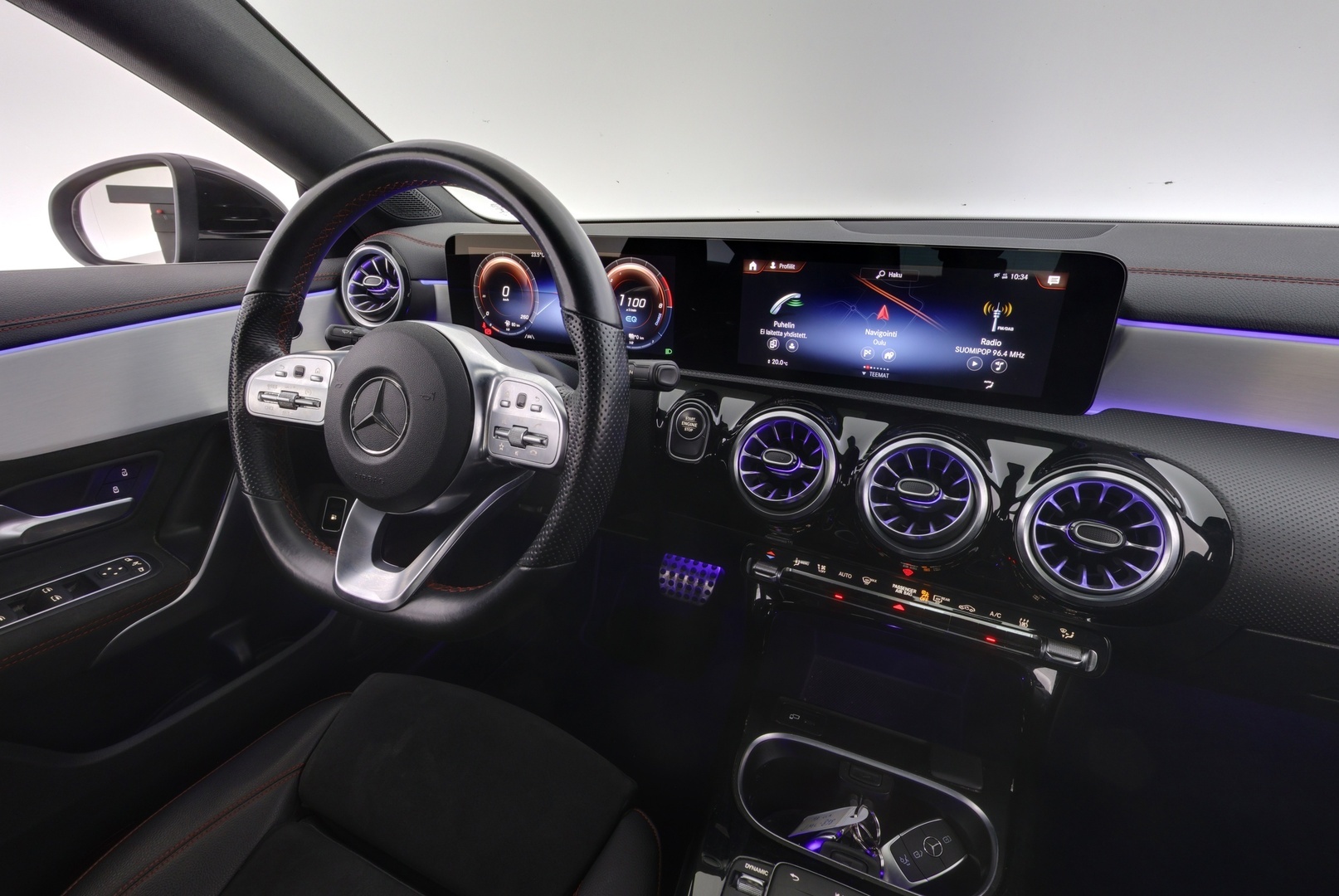 MERCEDES-BENZ CLA 2023