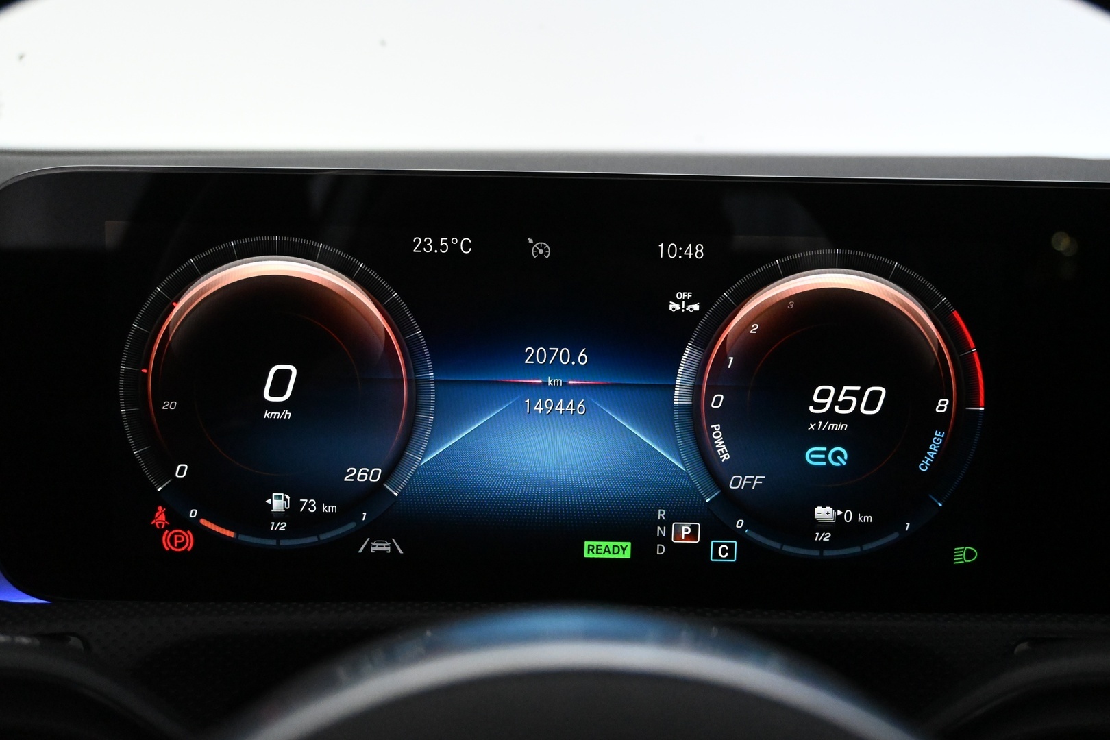MERCEDES-BENZ CLA 2023