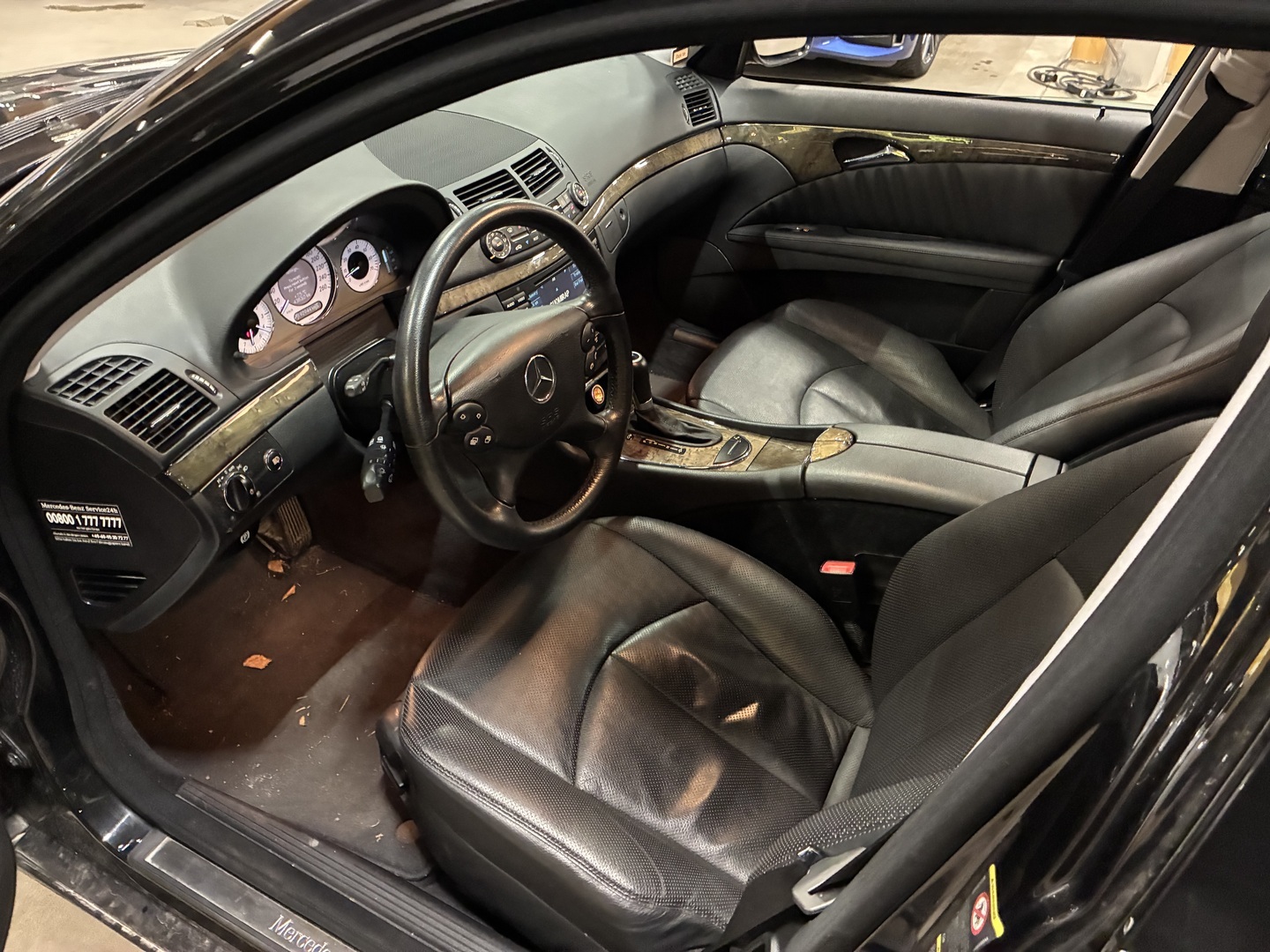 MERCEDES-BENZ E 2007