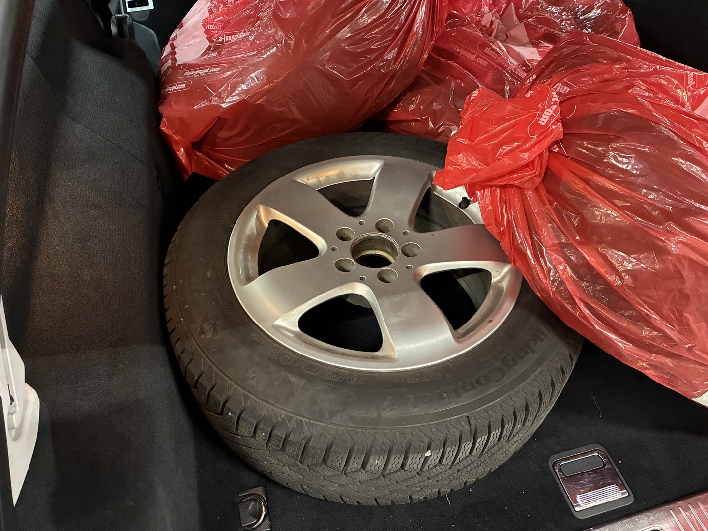 MERCEDES-BENZ E 2007