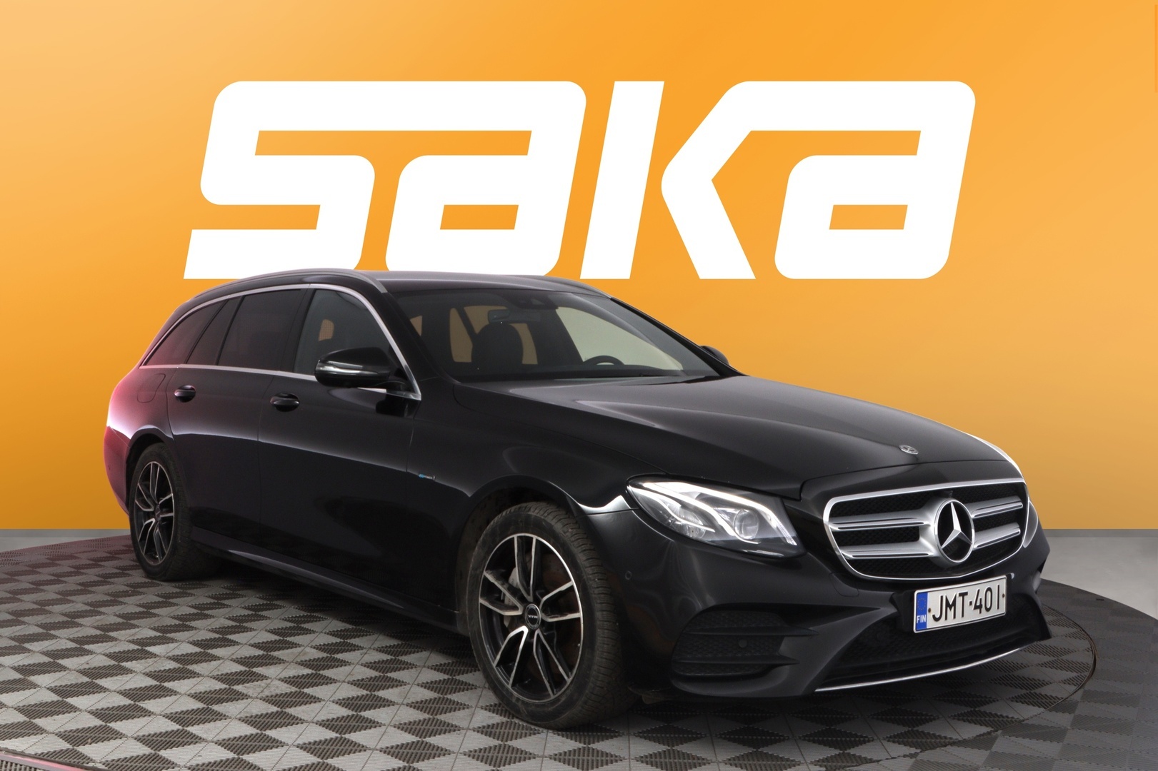 MERCEDES-BENZ E 2020