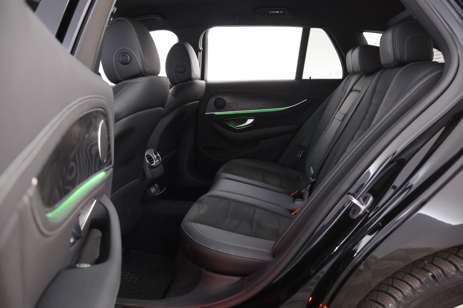 MERCEDES-BENZ E 2020