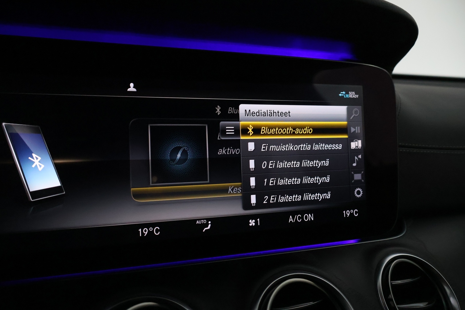 MERCEDES-BENZ E 2020