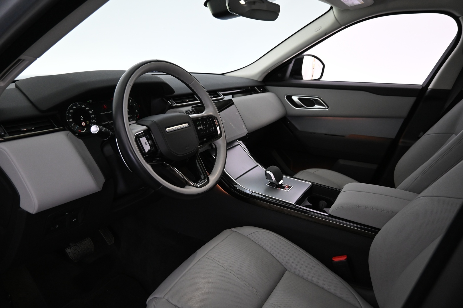LAND ROVER Range Rover Velar 2025