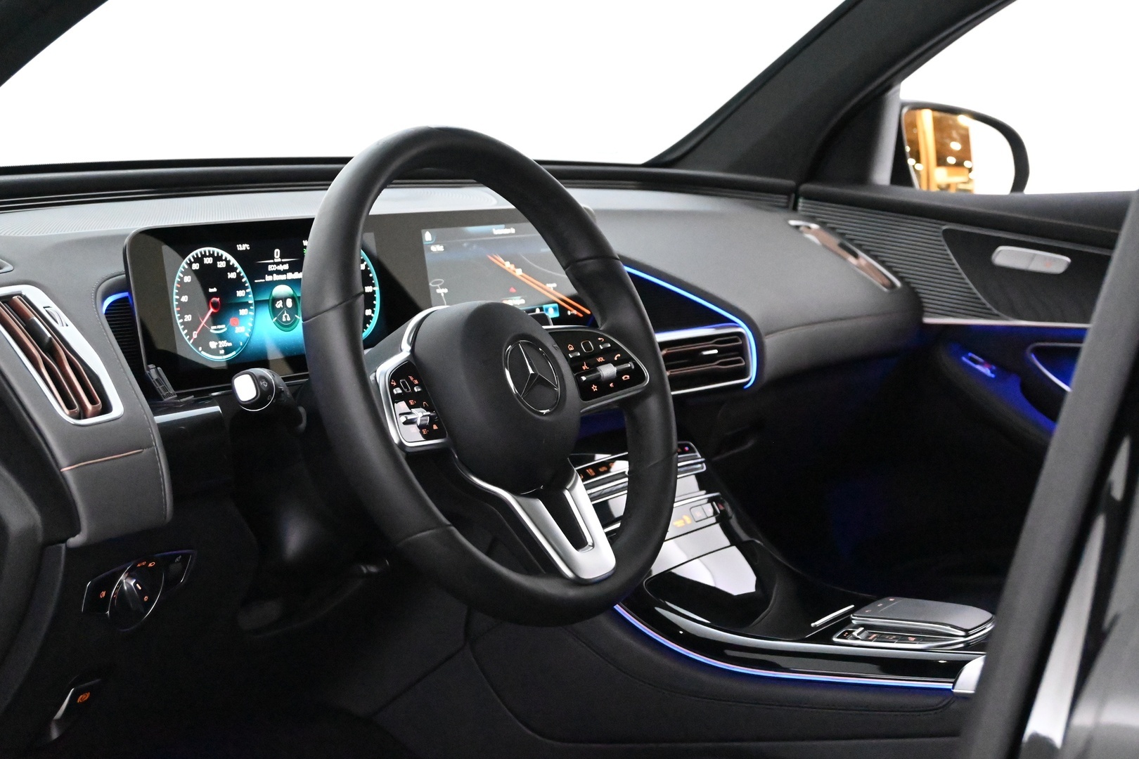 MERCEDES-BENZ EQC 2021