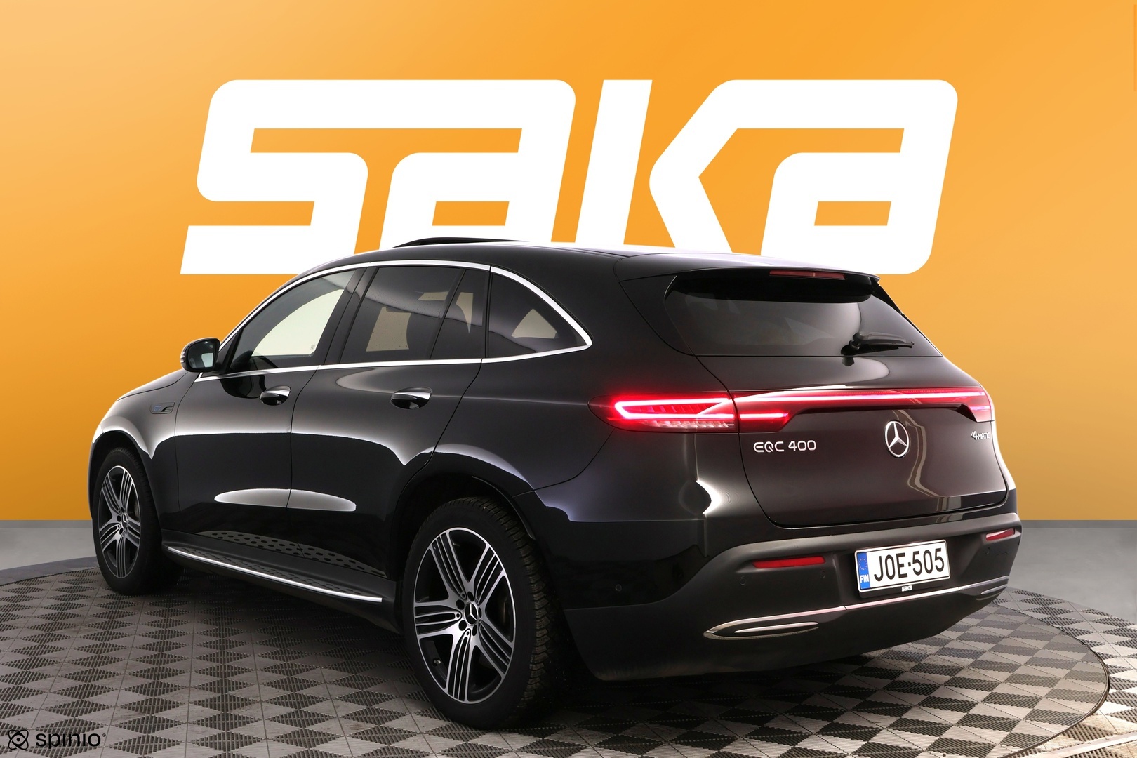 MERCEDES-BENZ EQC 2021