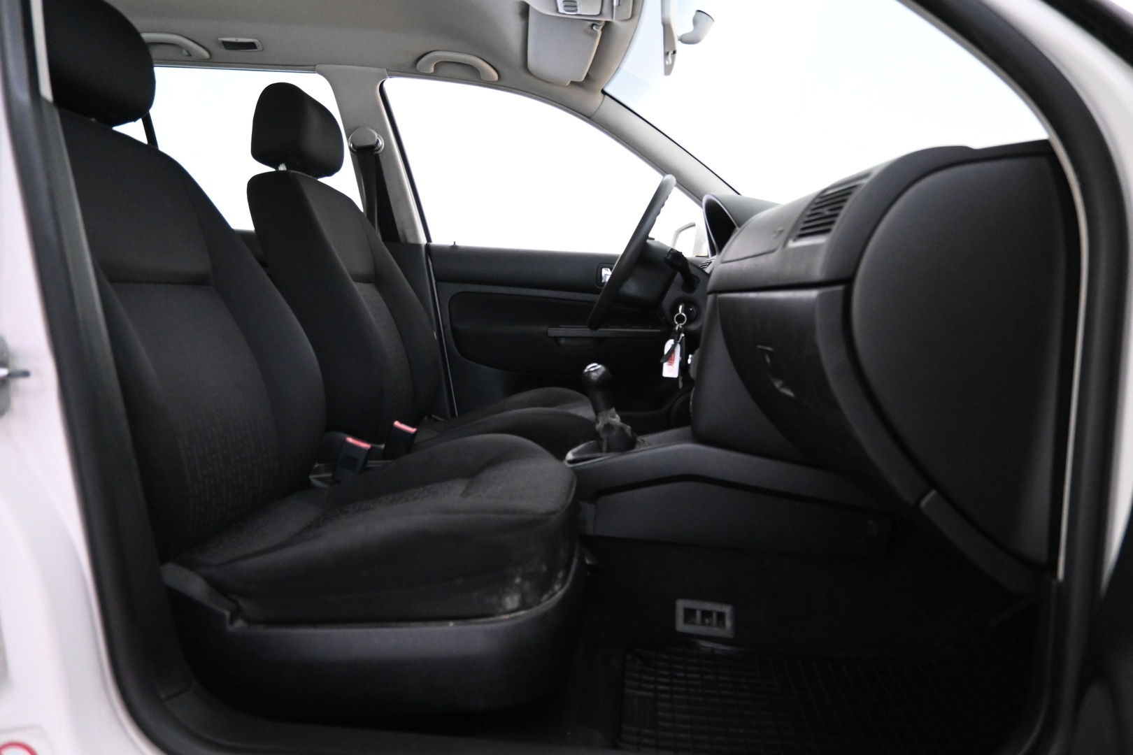 VOLKSWAGEN GOLF 2002