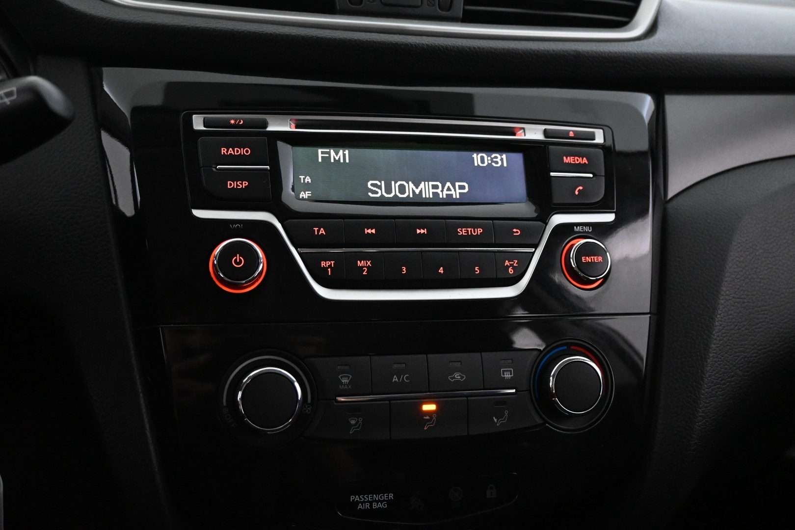 NISSAN Qashqai 2016