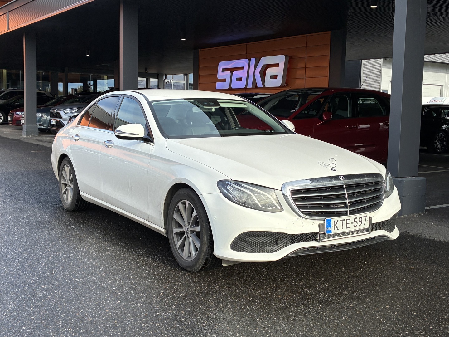 MERCEDES-BENZ E 2018