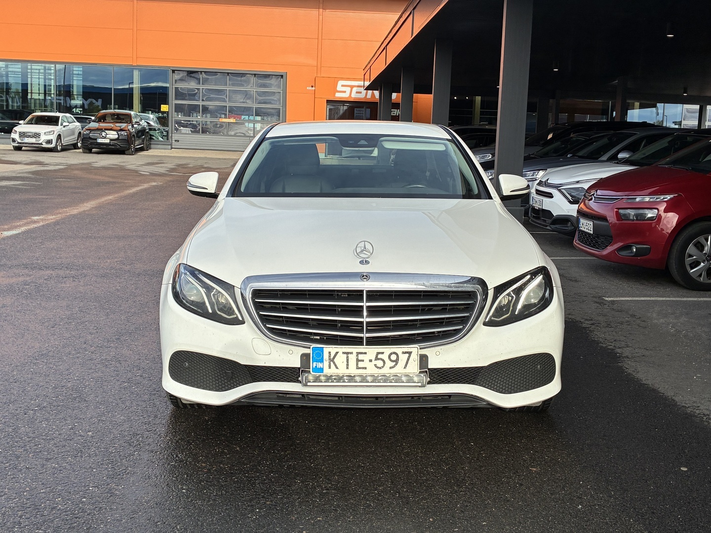 MERCEDES-BENZ E 2018