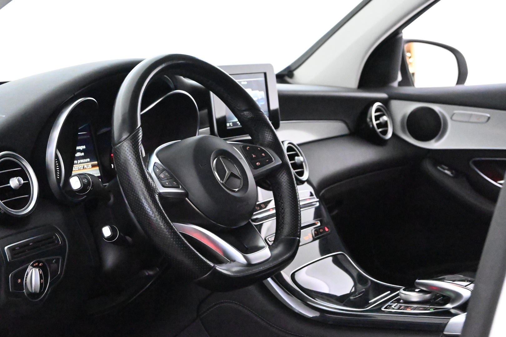 MERCEDES-BENZ GLC 2016