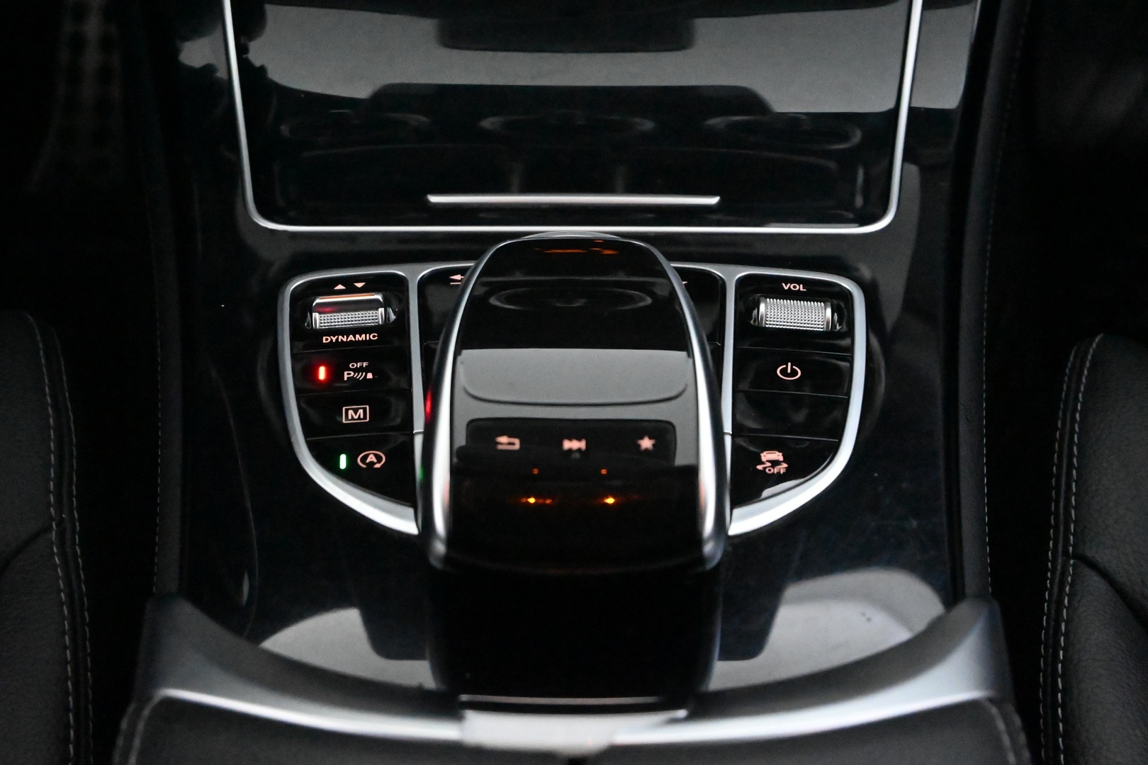 MERCEDES-BENZ GLC 2016