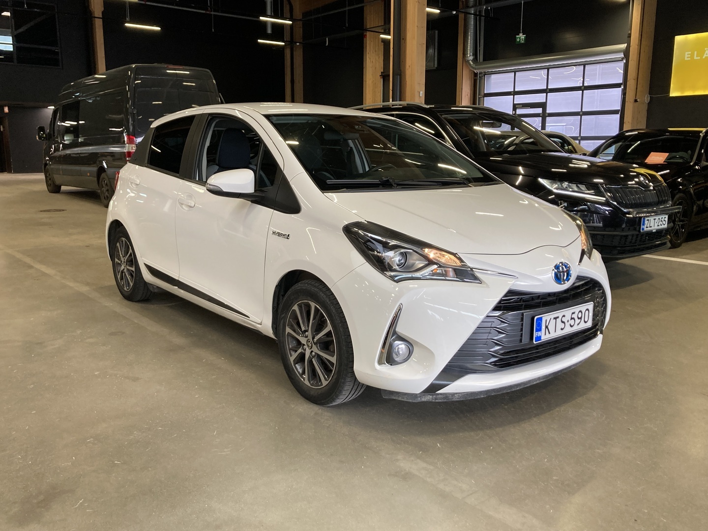 TOYOTA Yaris 2020