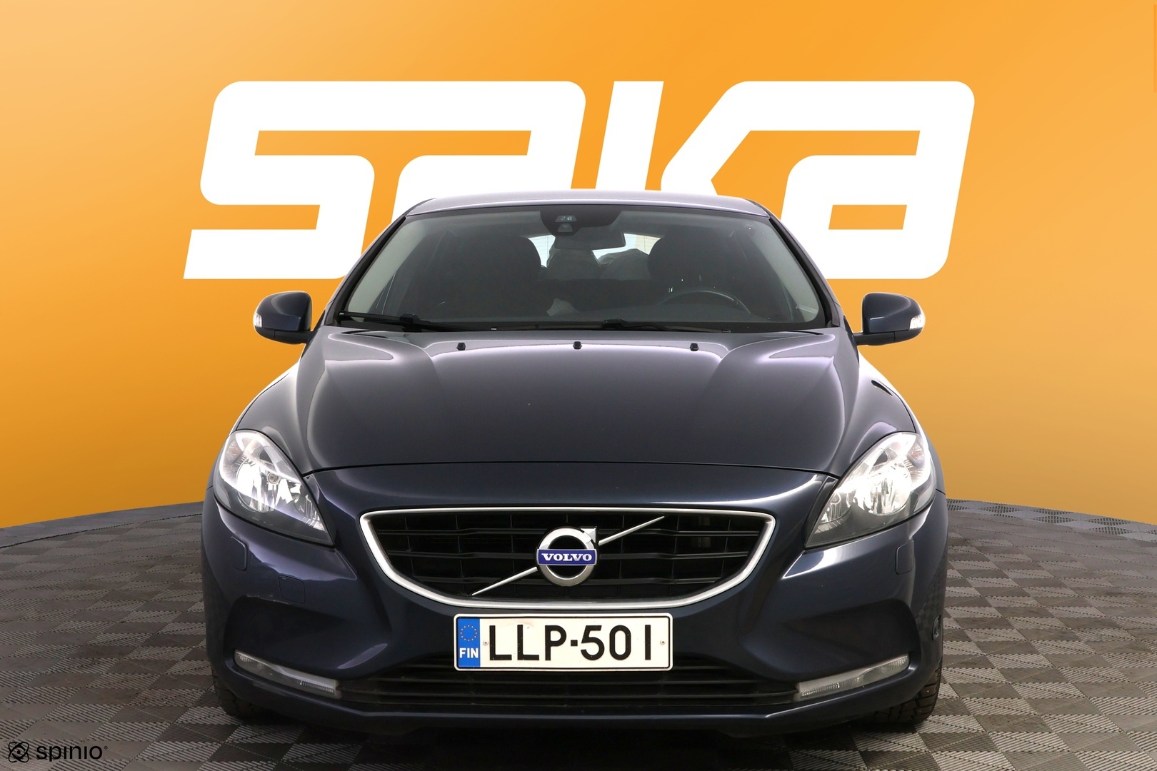 VOLVO V40 2013