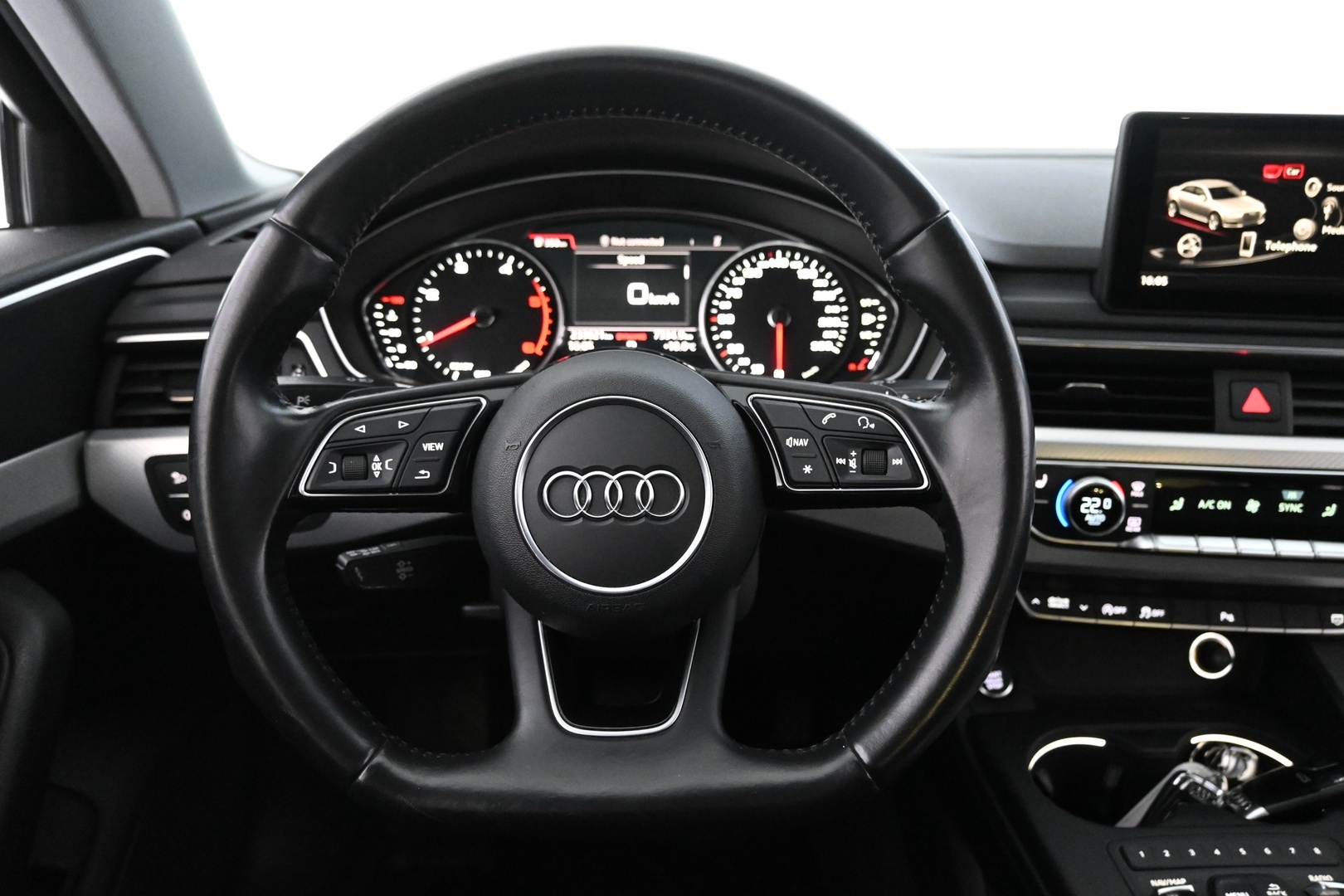 AUDI A4 2016