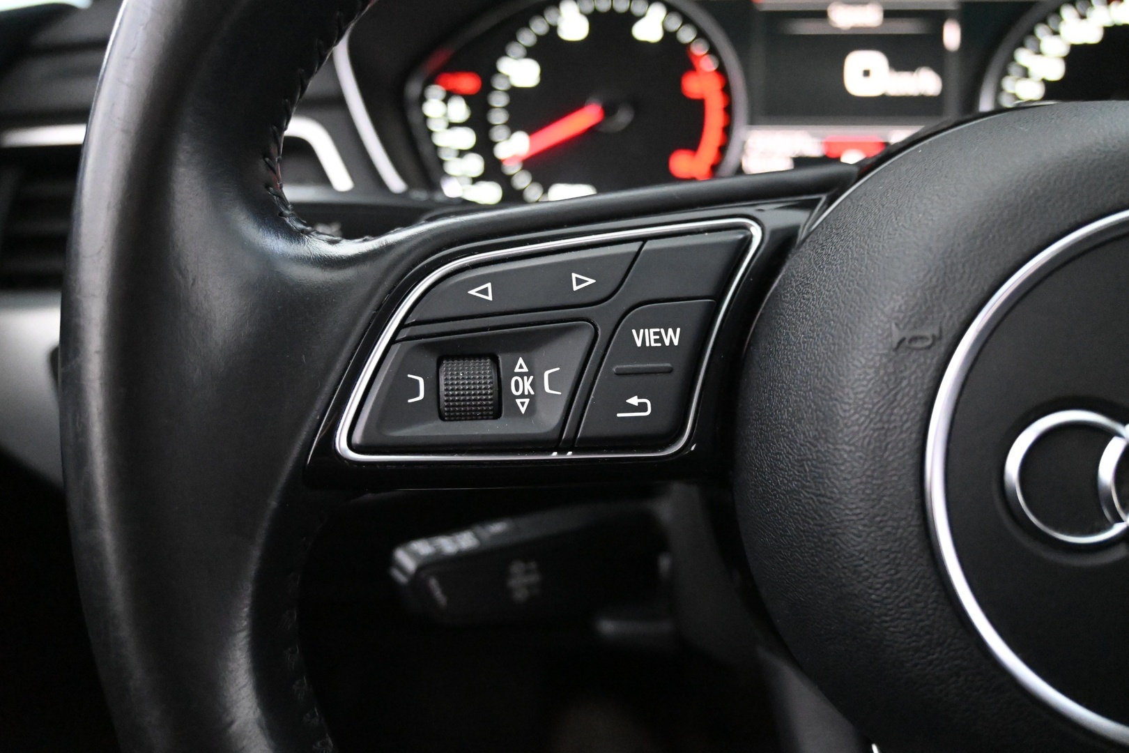AUDI A4 2016