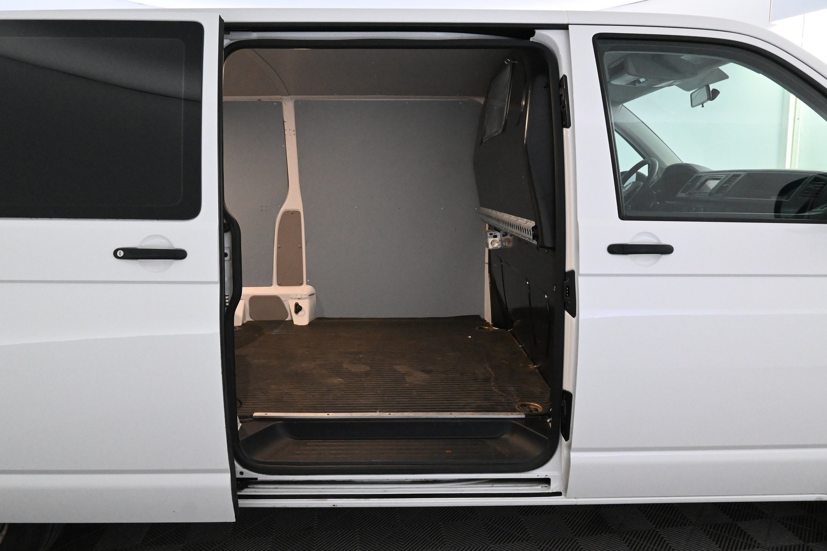 VOLKSWAGEN Transporter 2016