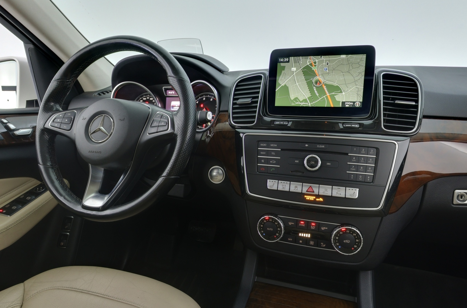 MERCEDES-BENZ GLE 2017