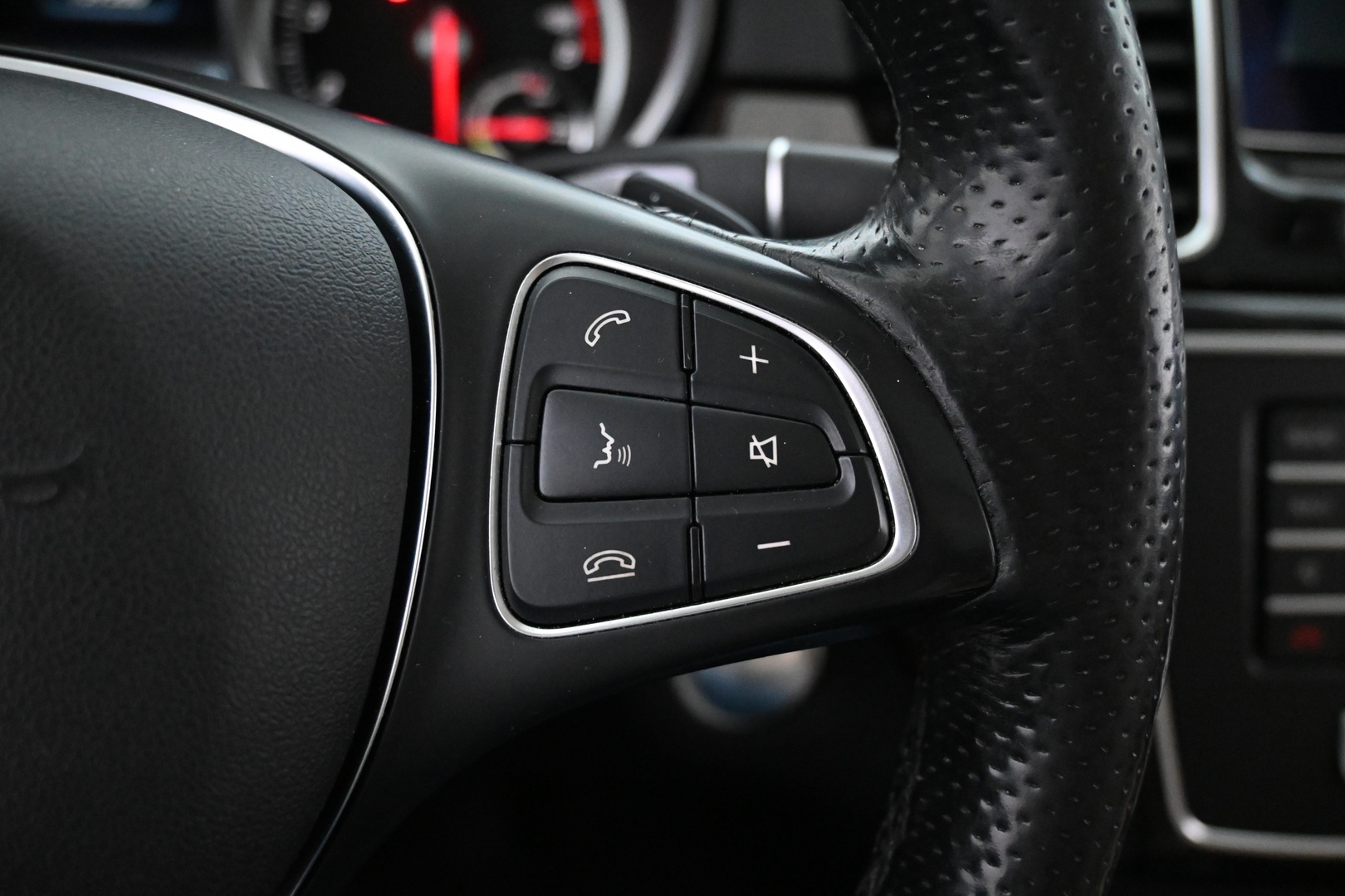 MERCEDES-BENZ GLE 2017