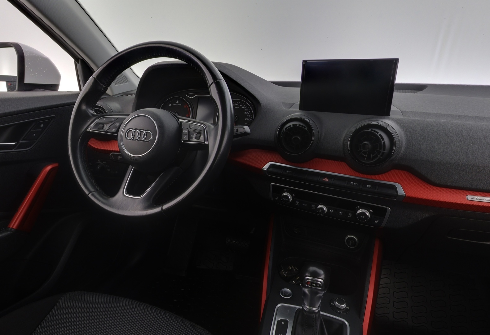 AUDI Q2 2017