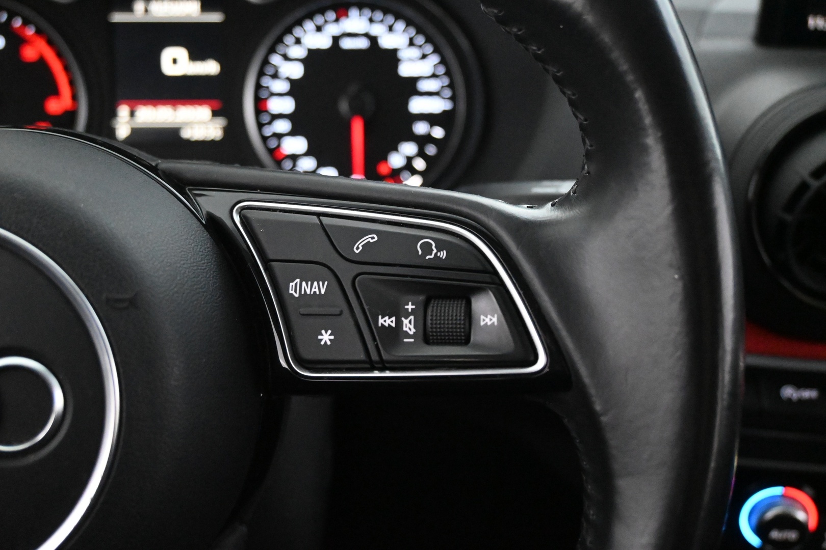 AUDI Q2 2017