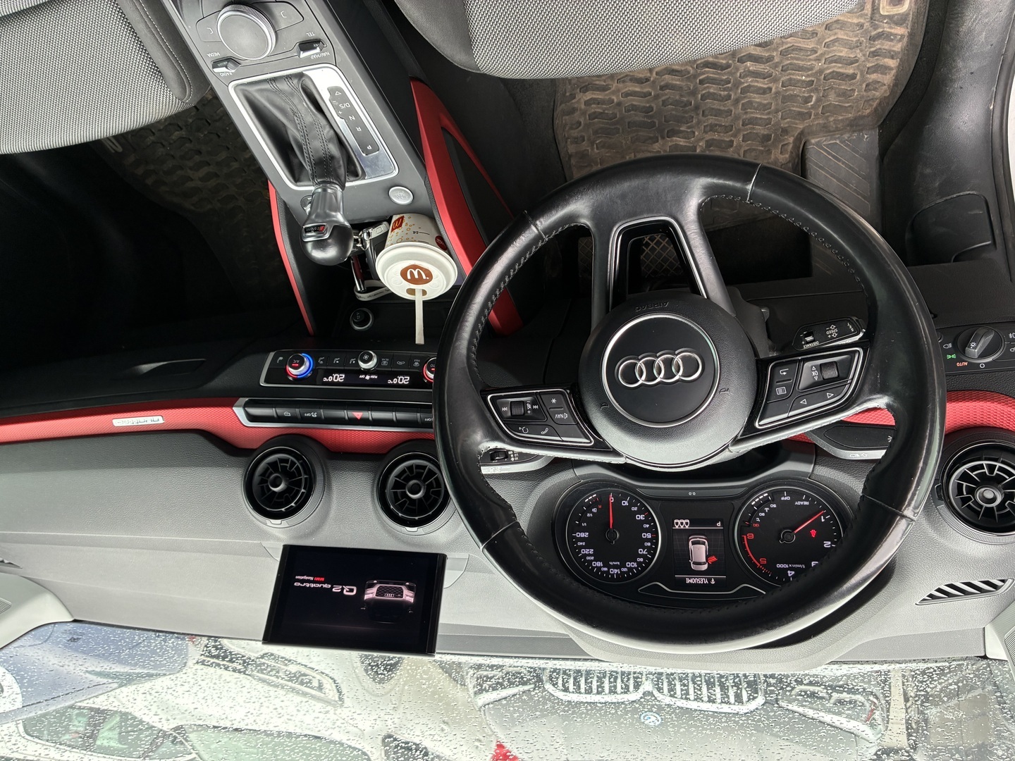 AUDI Q2 2017
