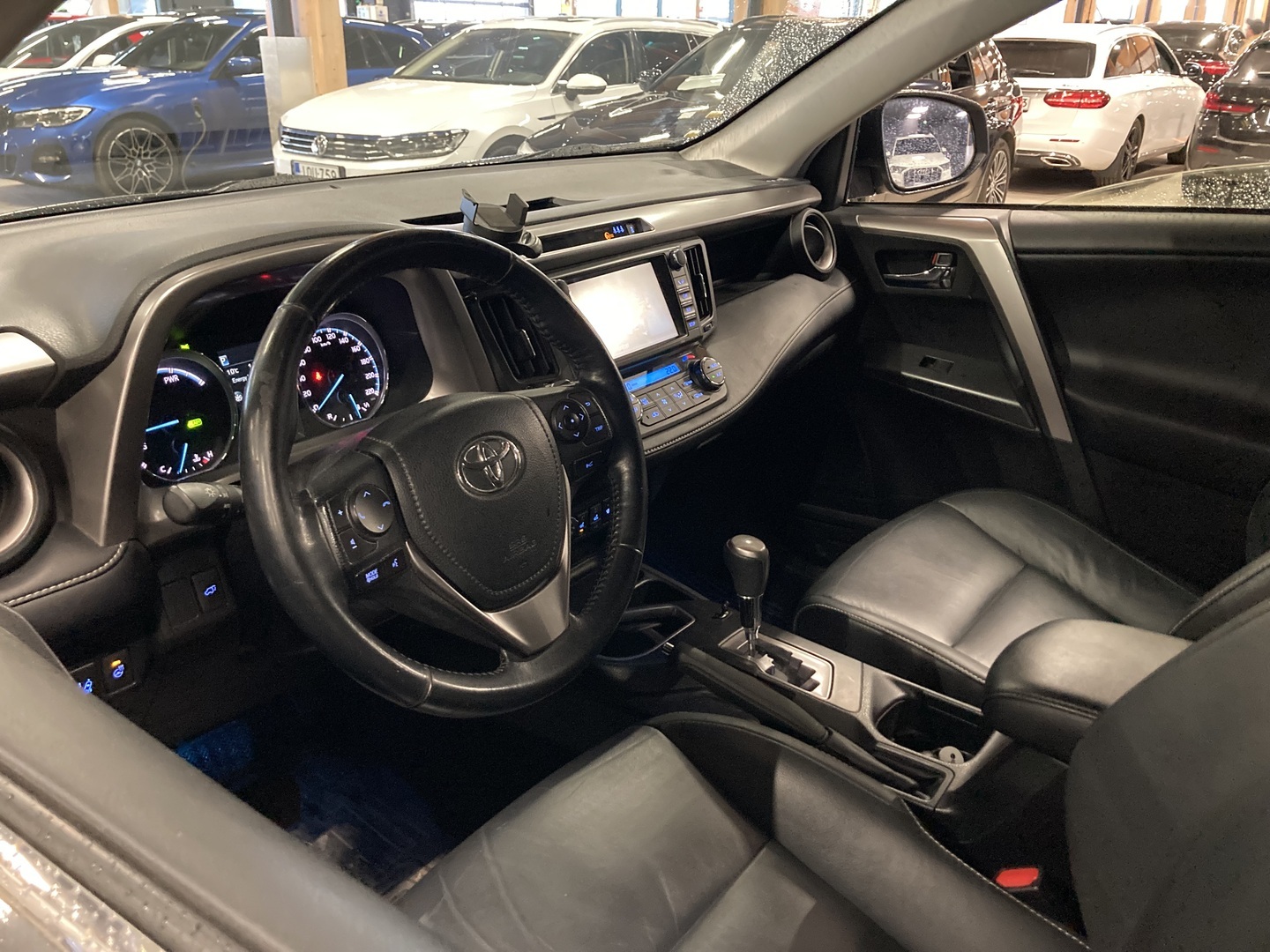 TOYOTA RAV4 2017