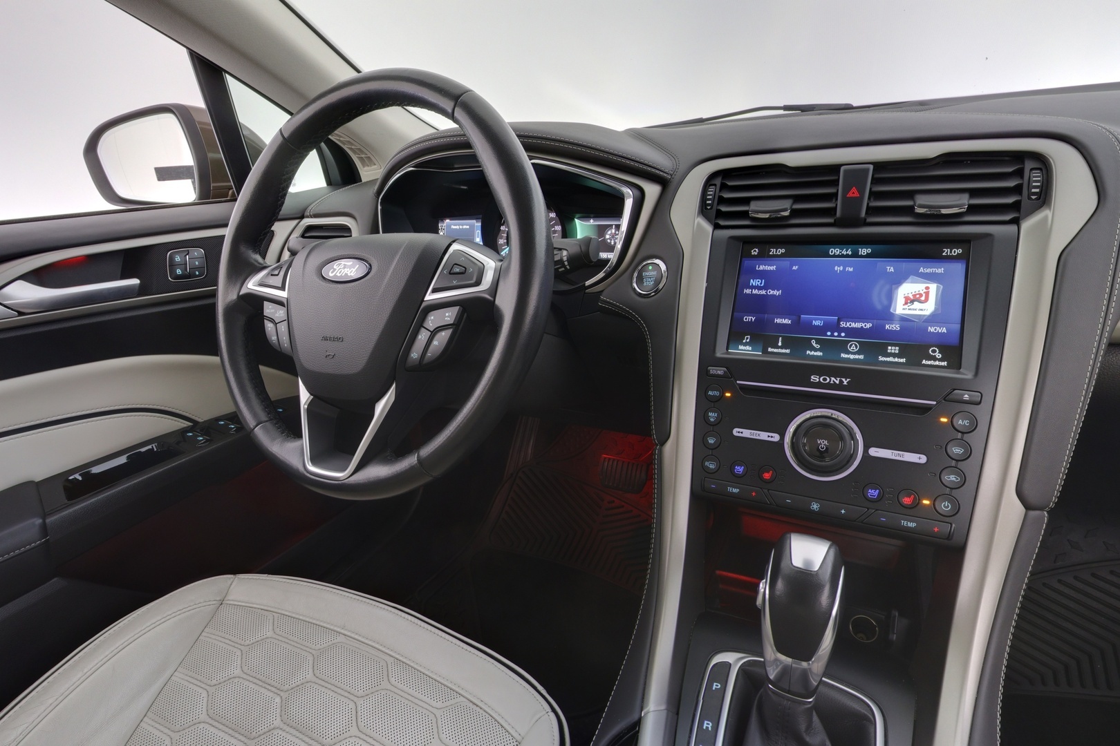 FORD MONDEO 2018