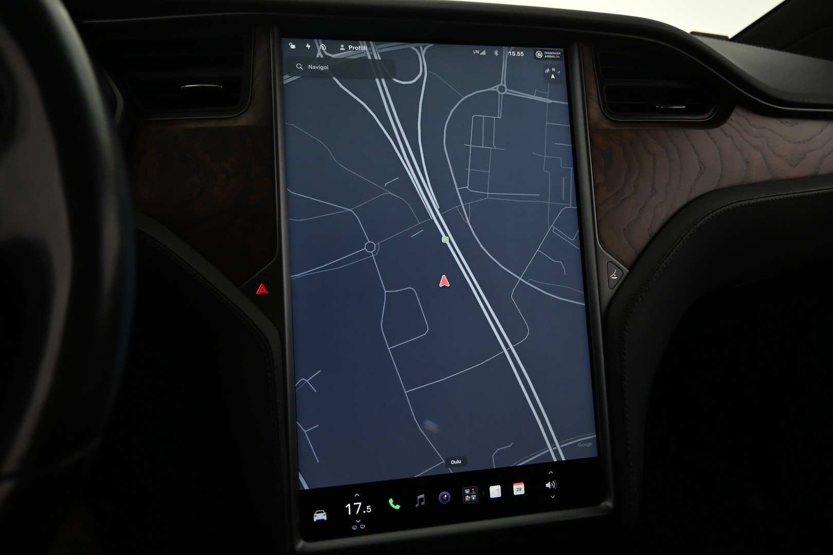 TESLA Model X 2021