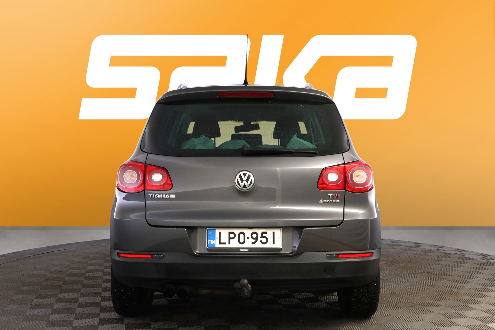 VOLKSWAGEN Tiguan 2011