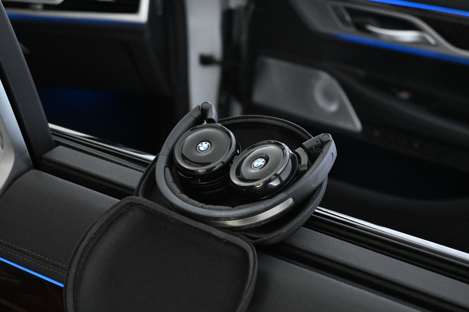 BMW 745 2020