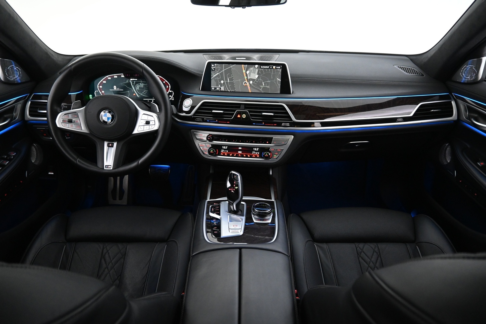 BMW 745 2020