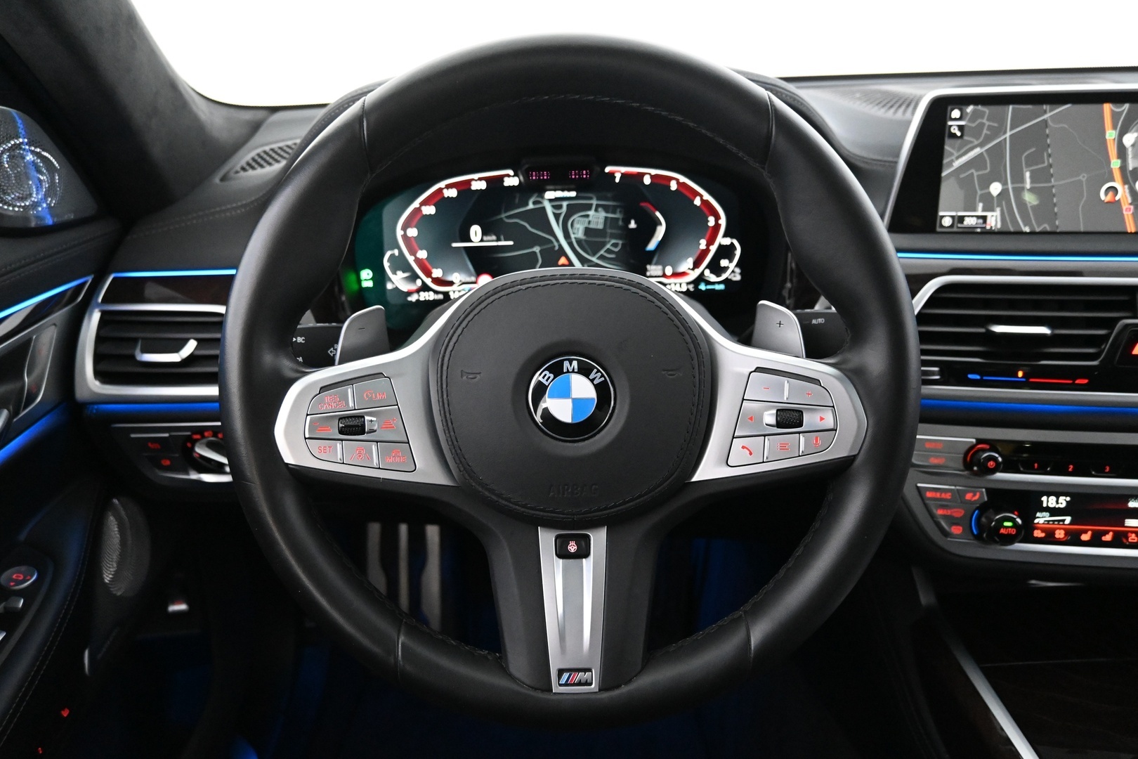 BMW 745 2020