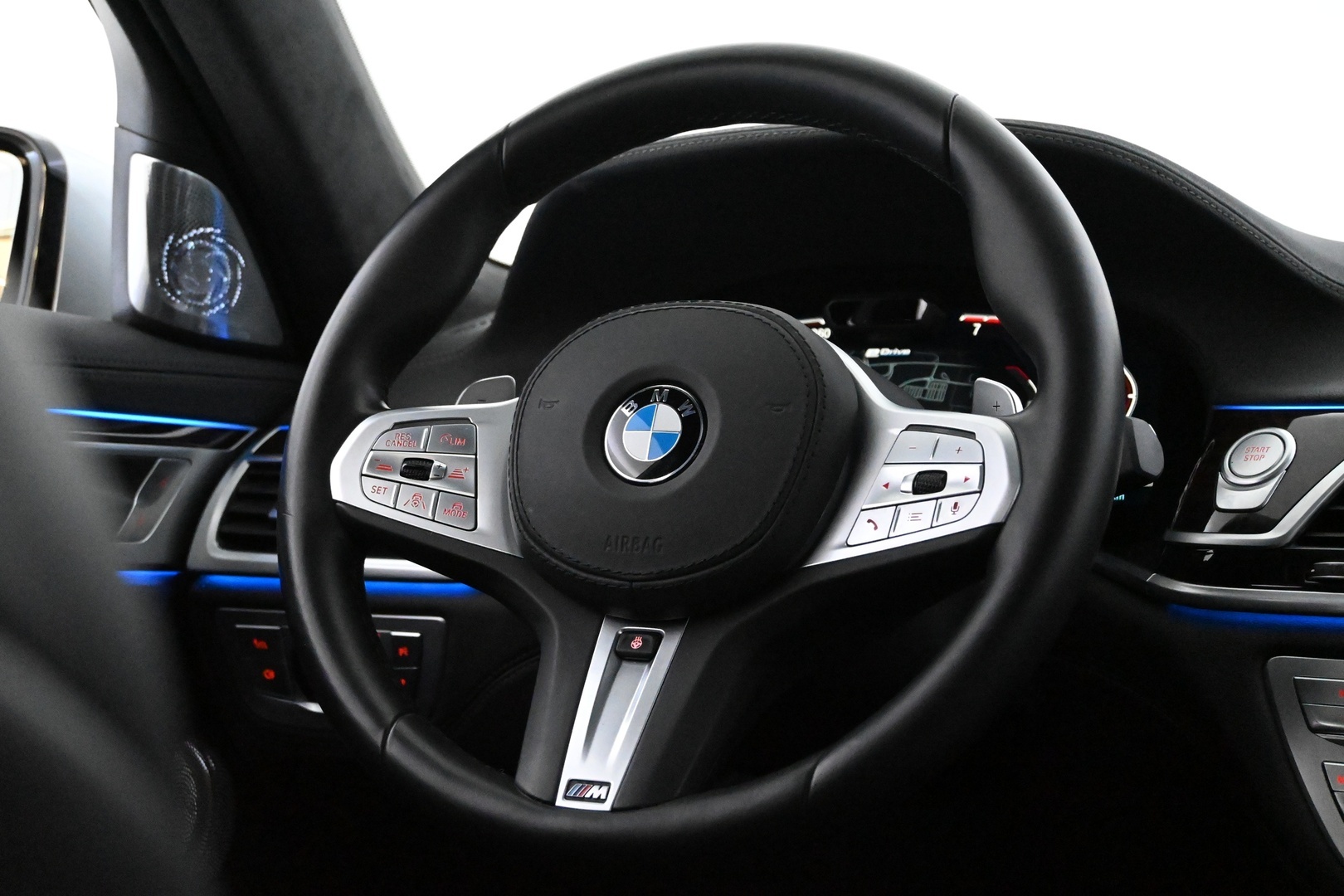 BMW 745 2020