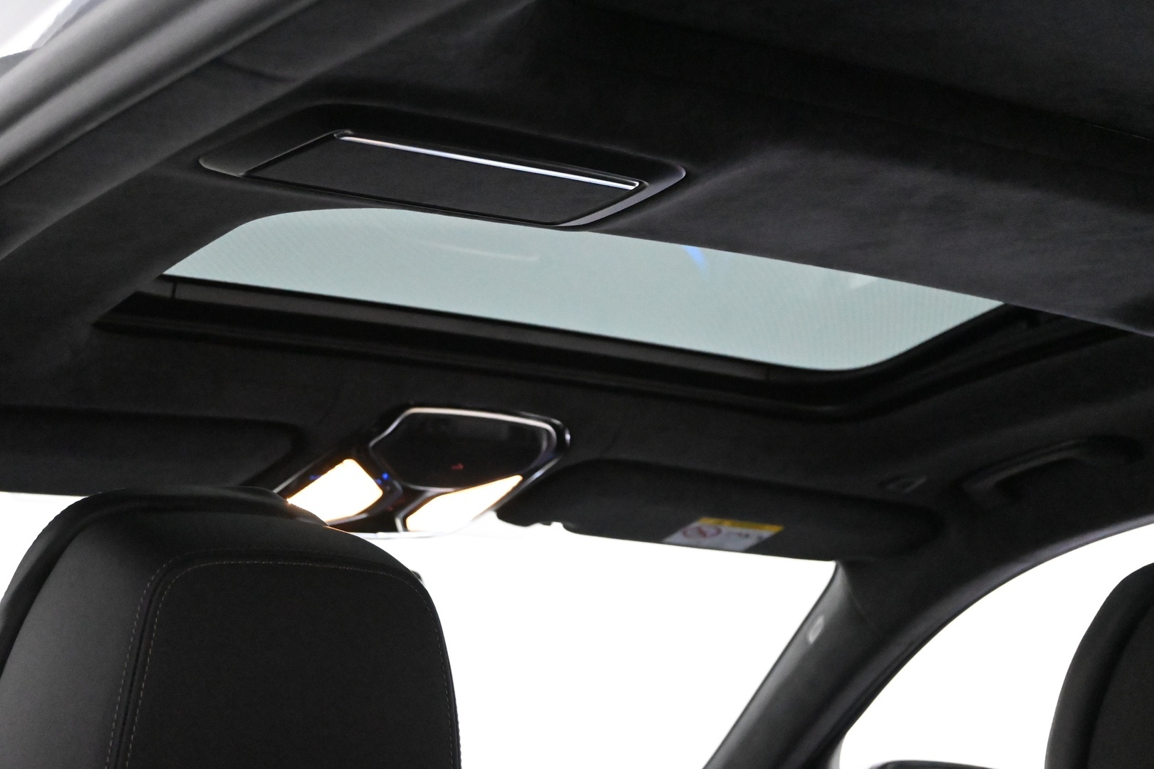 BMW 745 2020