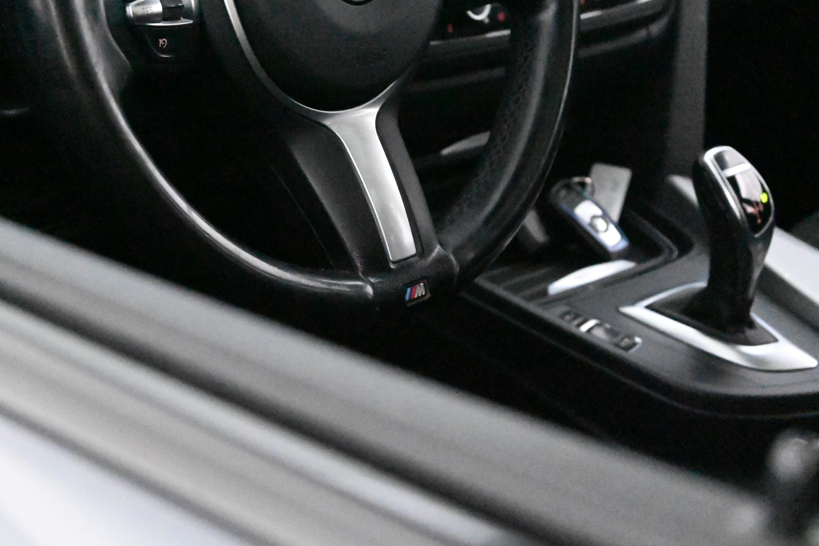 BMW 330 2013