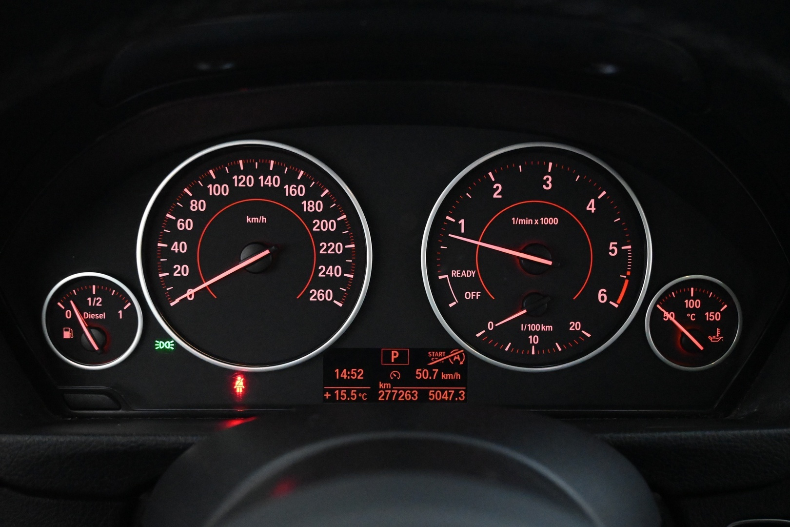 BMW 330 2013
