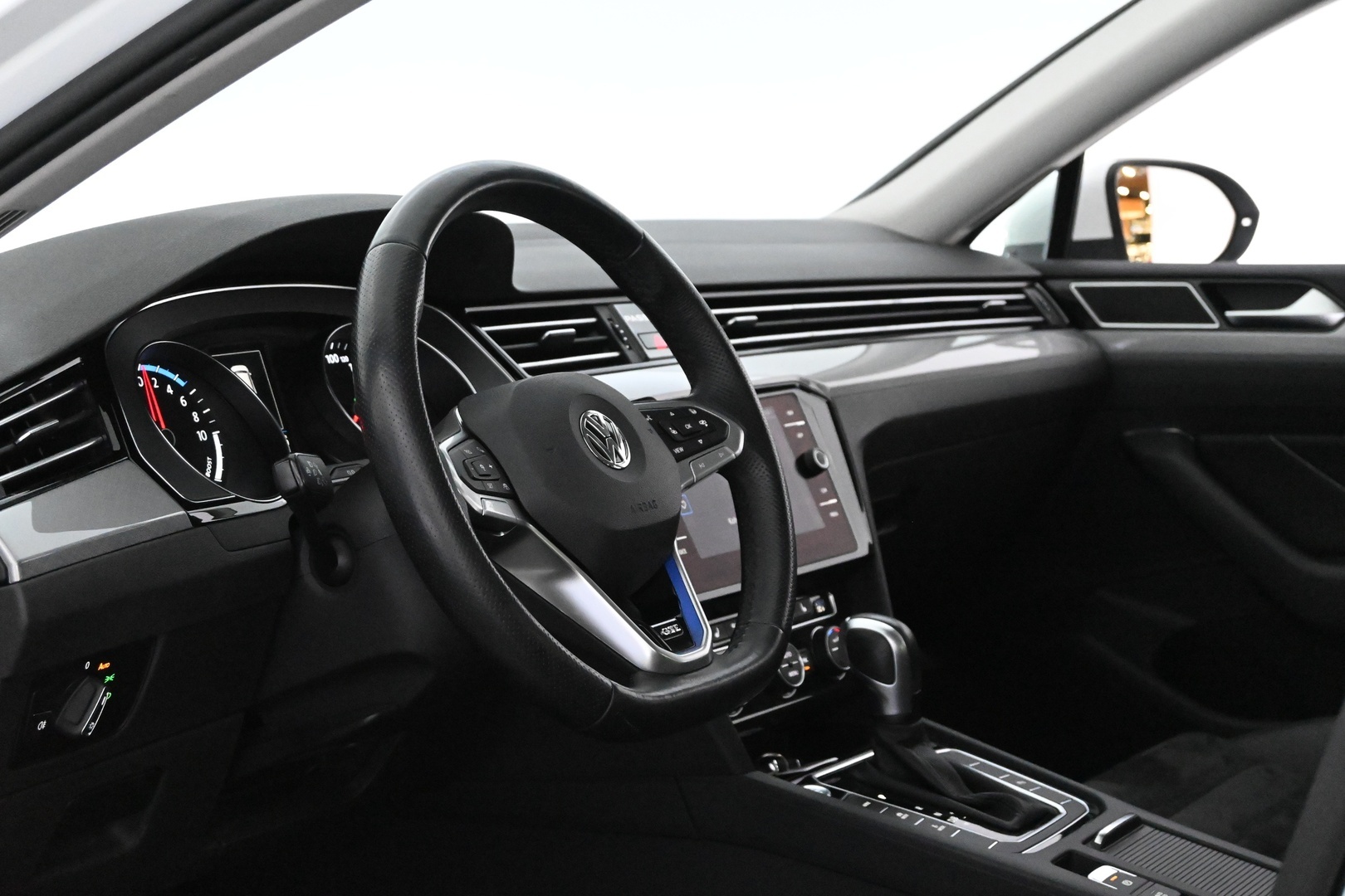 VOLKSWAGEN Passat 2020