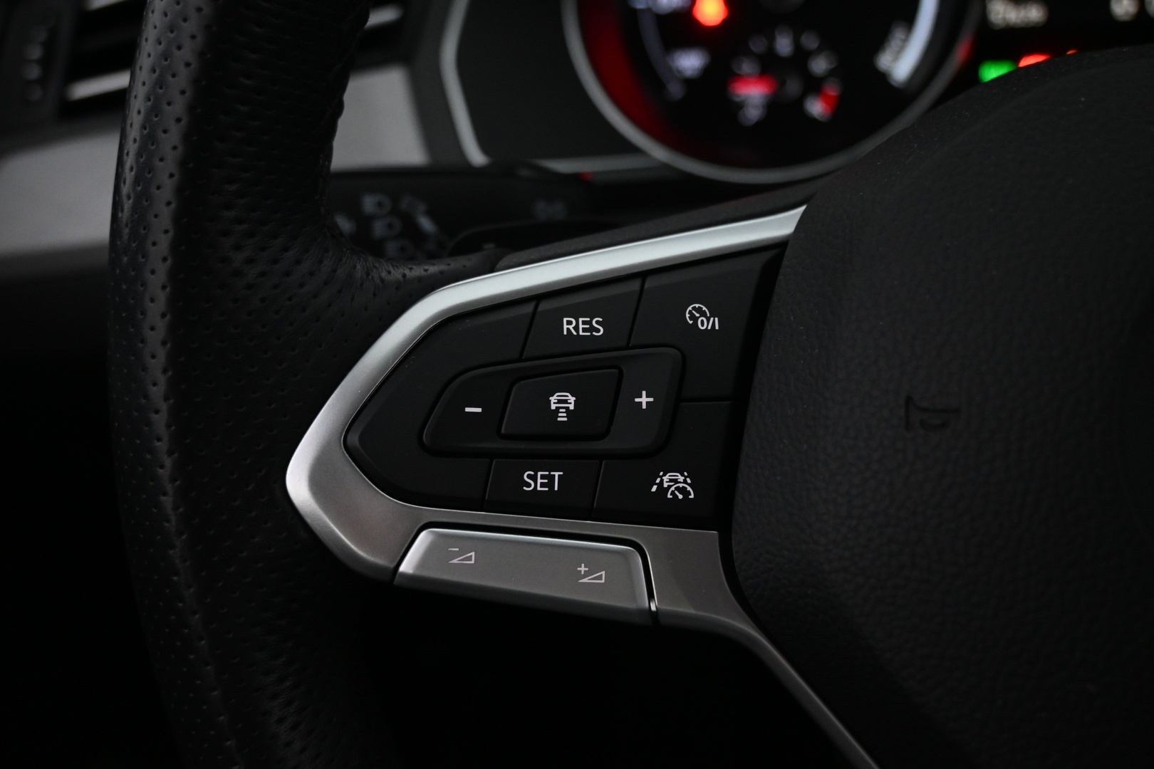 VOLKSWAGEN Passat 2020