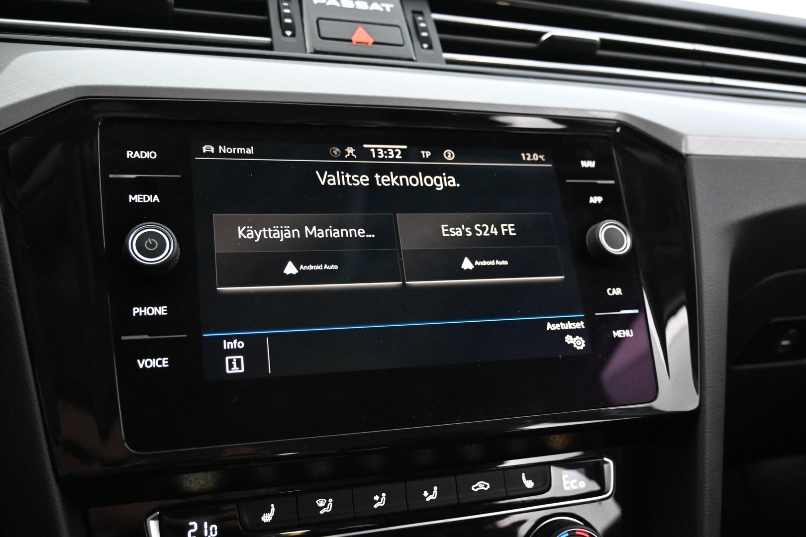 VOLKSWAGEN Passat 2020