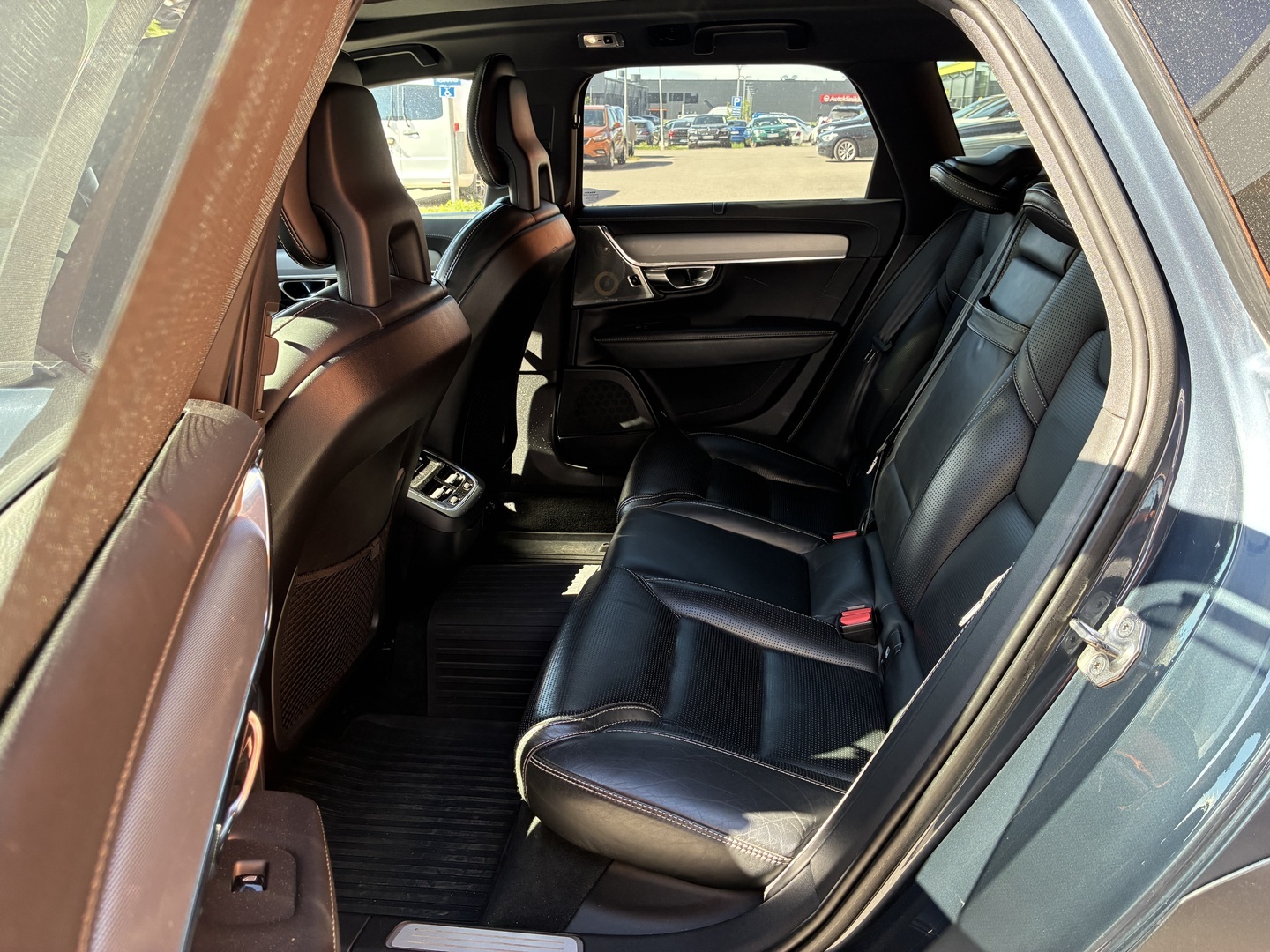 VOLVO V90 Cross Country 2018