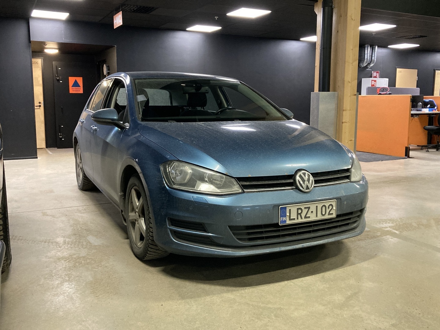 VOLKSWAGEN Golf 2013