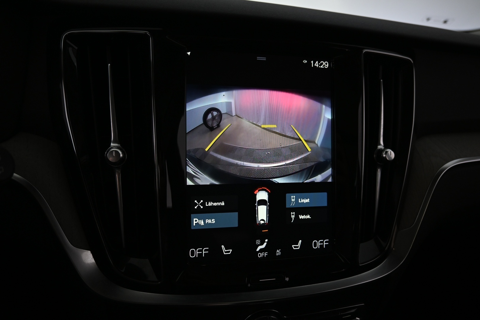 VOLVO V60 2019