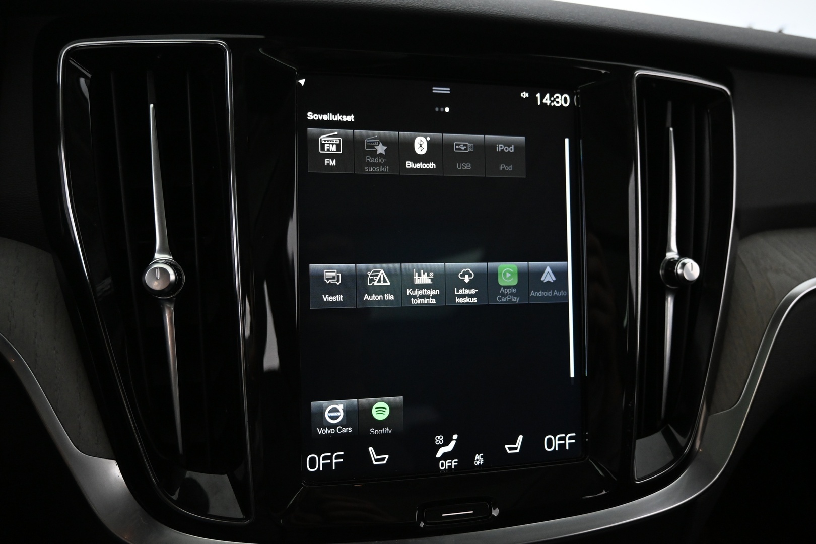 VOLVO V60 2019