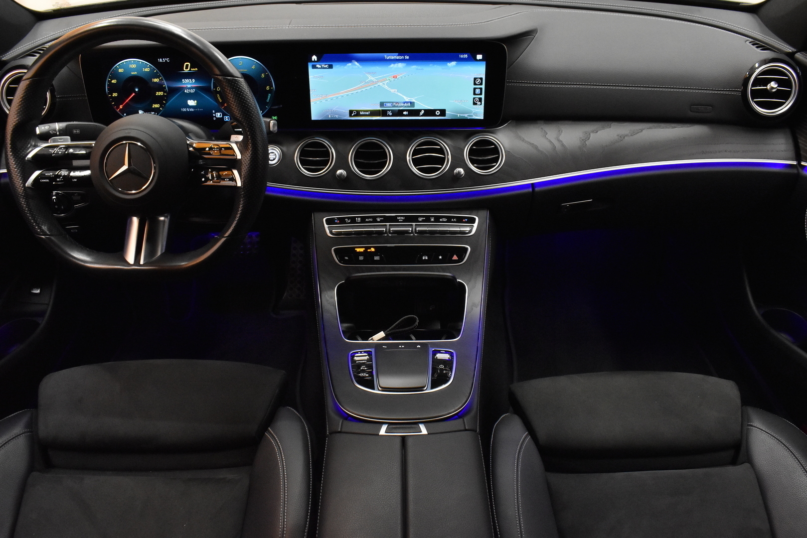 MERCEDES-BENZ E 2021