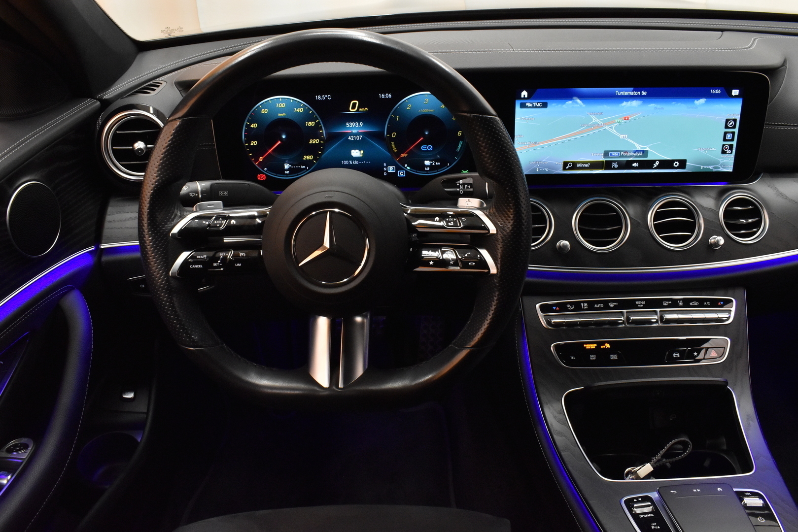 MERCEDES-BENZ E 2021