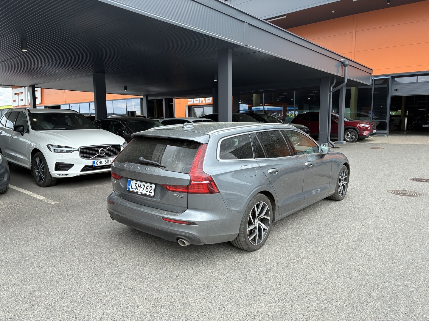 VOLVO V60 2020