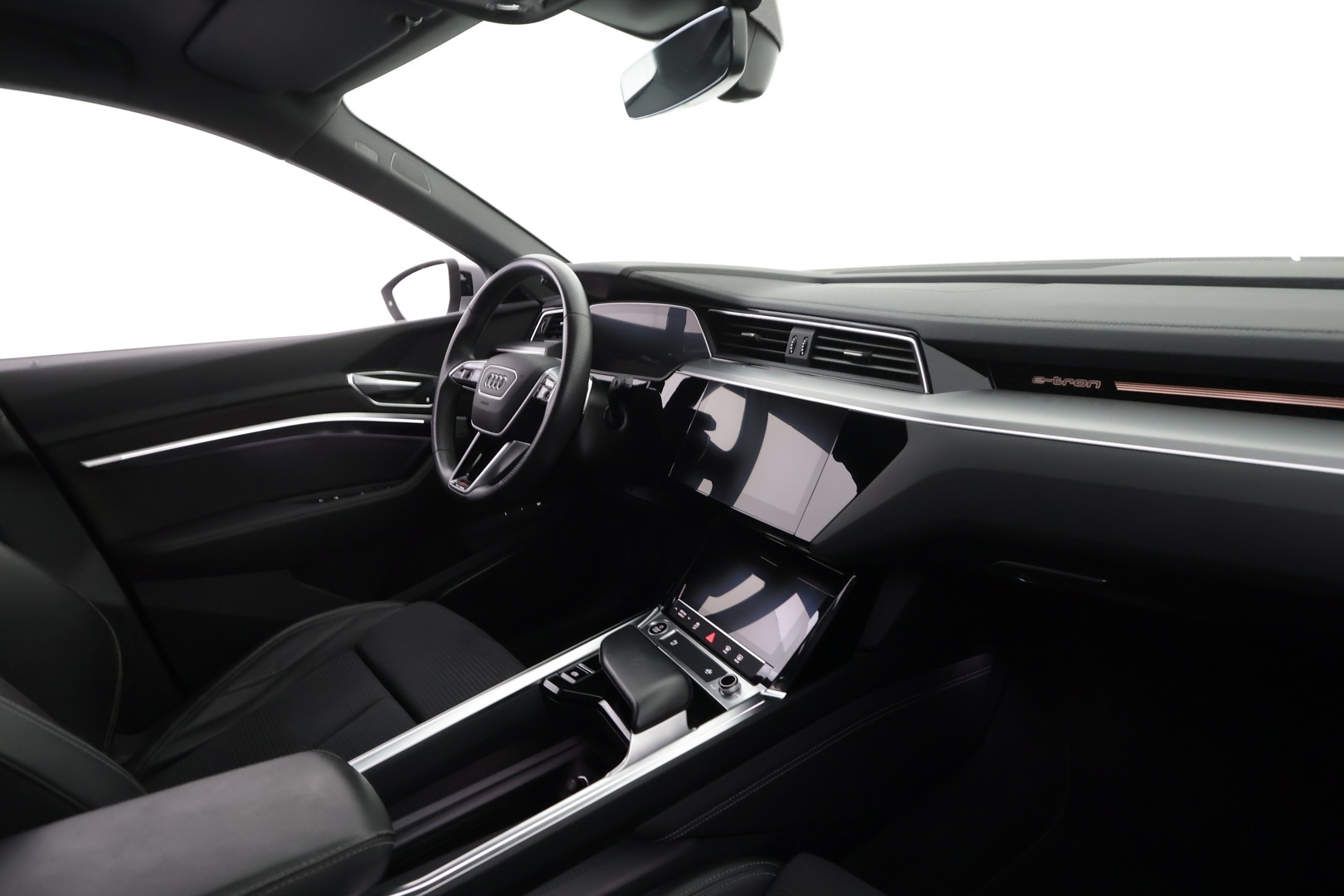 AUDI e-tron 2022
