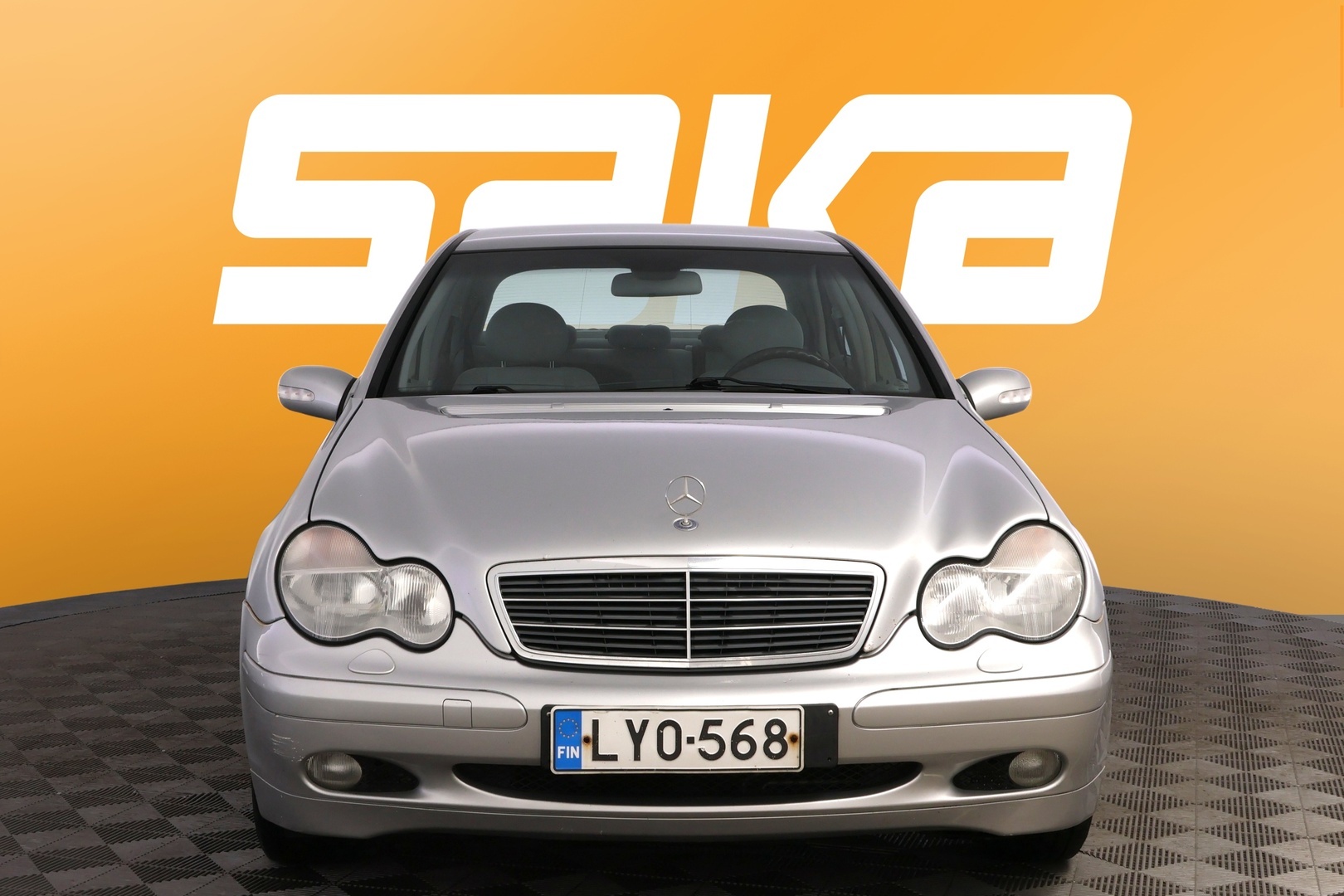 MERCEDES-BENZ C 2001