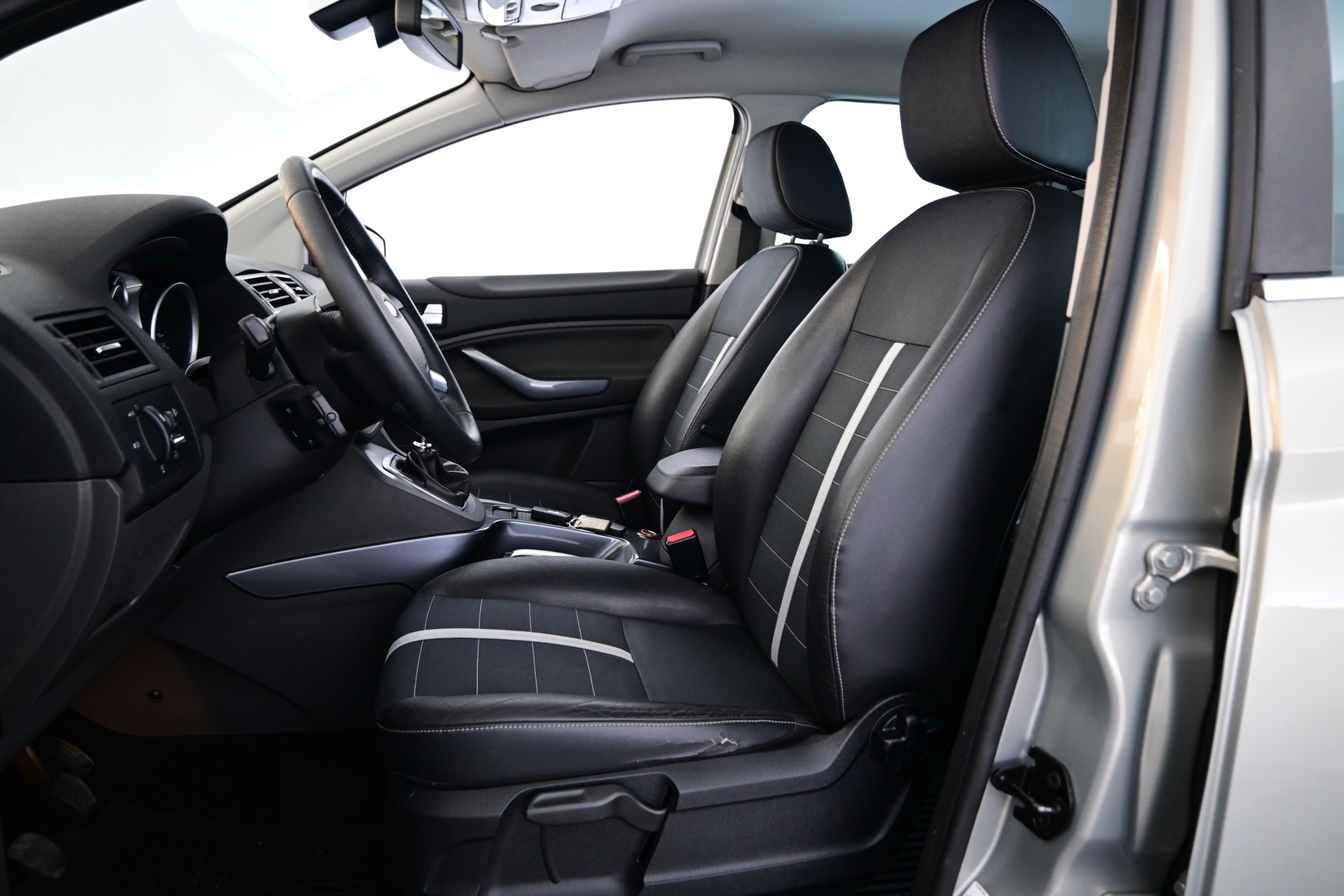 FORD Kuga 2010